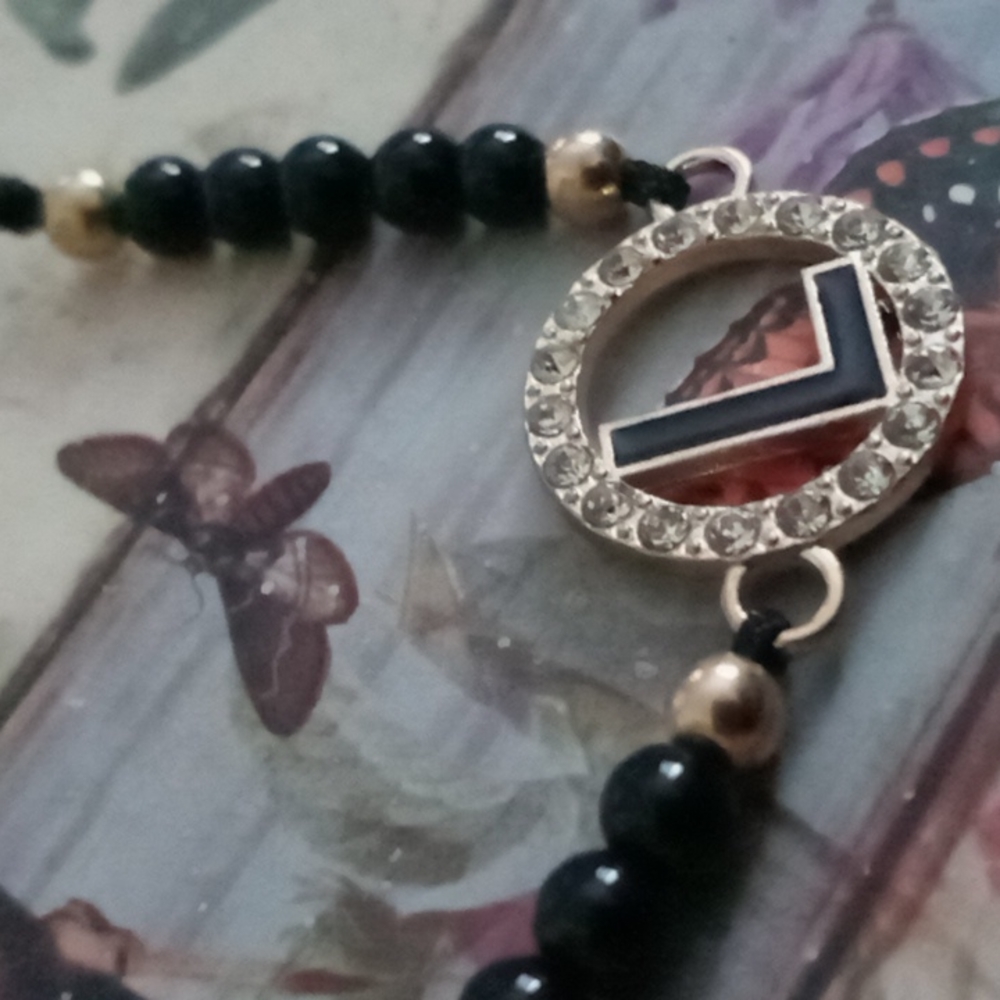 adjustable thread bracelet L - Picture 5 of 6